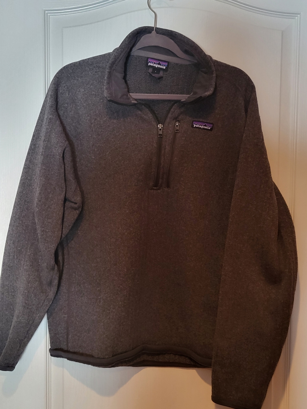 Patagonia Men's Dark Gray Half-Zip Fleece Pullover